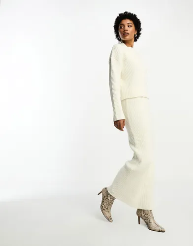 4th & Reckless knitted side spilt maxi skirt co-ord in cream-White