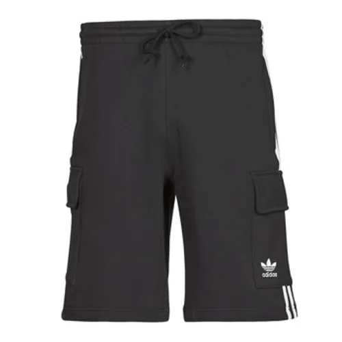adidas  3S CARGO SHORT  men's Shorts in Black