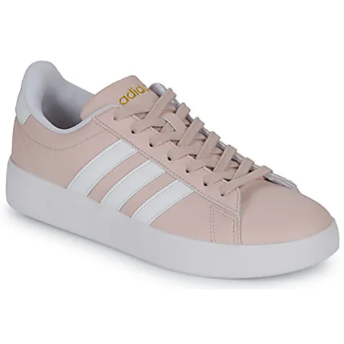 adidas  GRAND COURT 2.0  women's Shoes (Trainers) in Beige