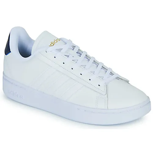adidas  GRAND COURT ALPHA  men's Shoes (Trainers) in White