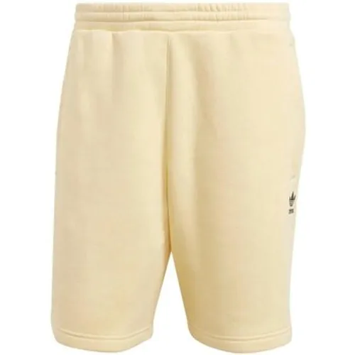 adidas  IB3141  men's Cropped trousers in Yellow