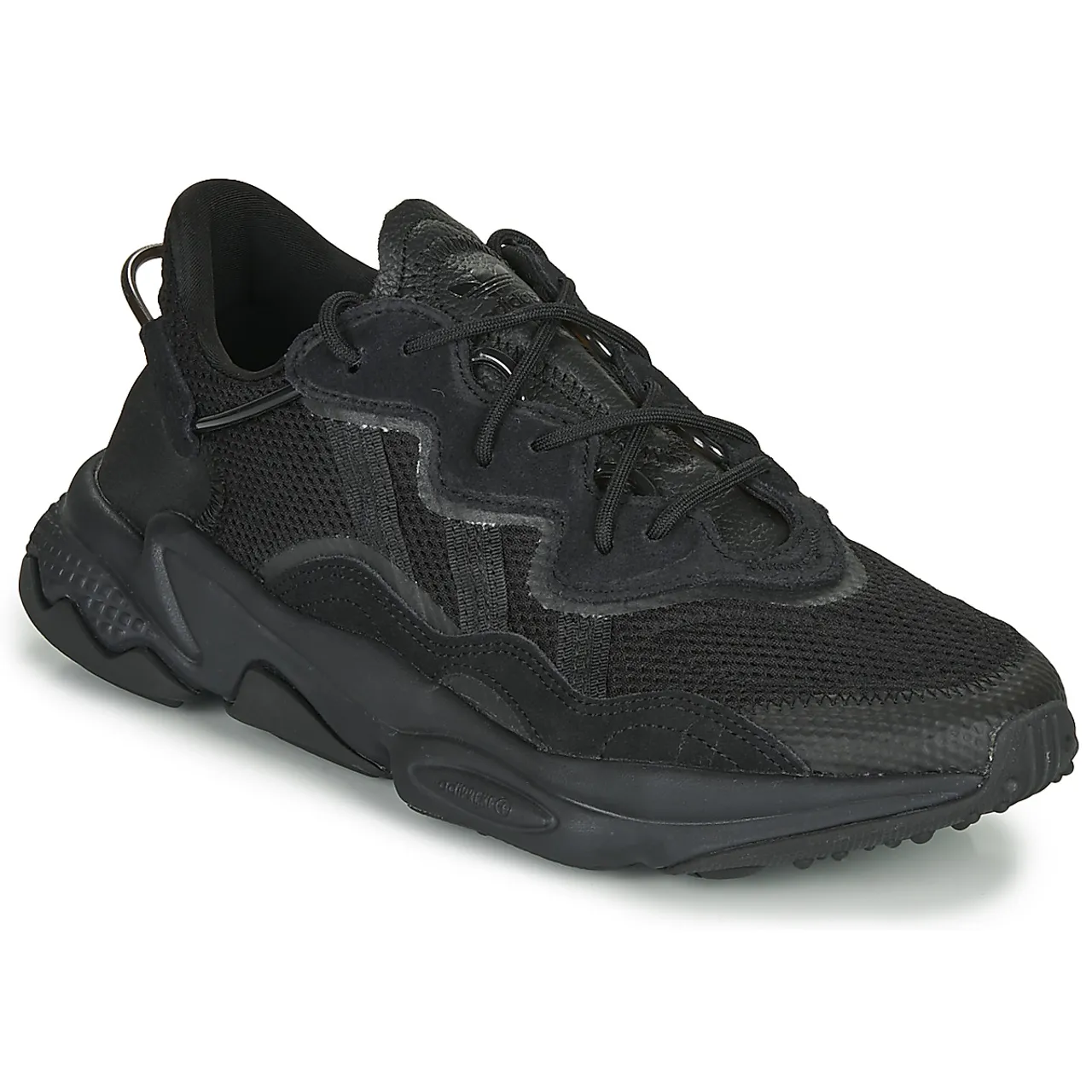 adidas  OZWEEGO  women's Shoes (Trainers) in Black
