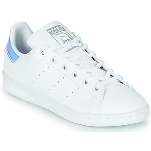 adidas  STAN SMITH J SUSTAINABLE  boys's Children's Shoes (Trainers) in White