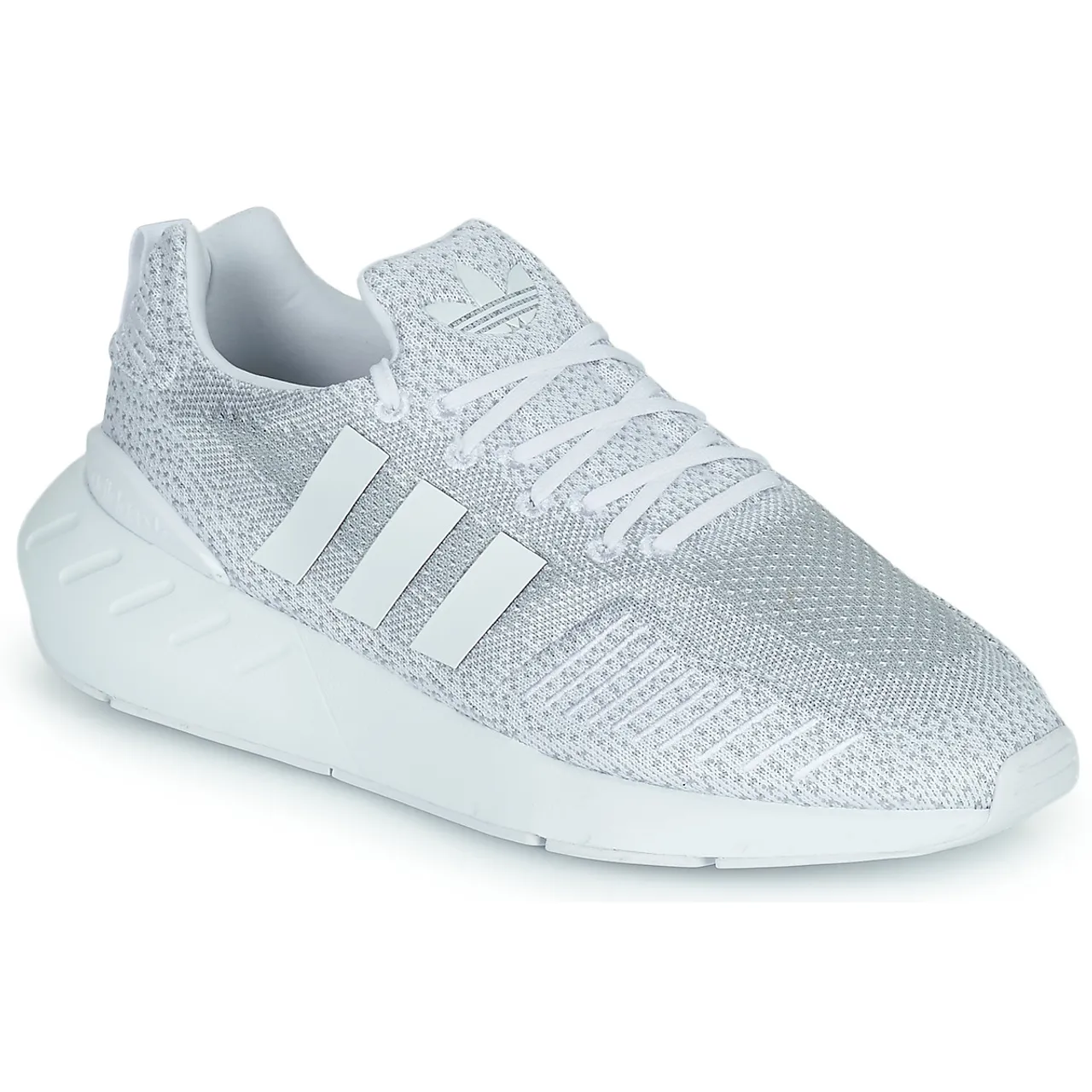 adidas  SWIFT RUN 22  men's Shoes (Trainers) in White