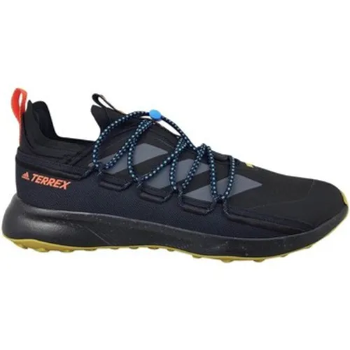 adidas  Terrex Voyager 21 C  men's Walking Boots in Black