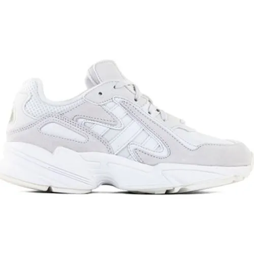 adidas  YUNG96 Chasm J  boys's Children's Shoes (Trainers) in White