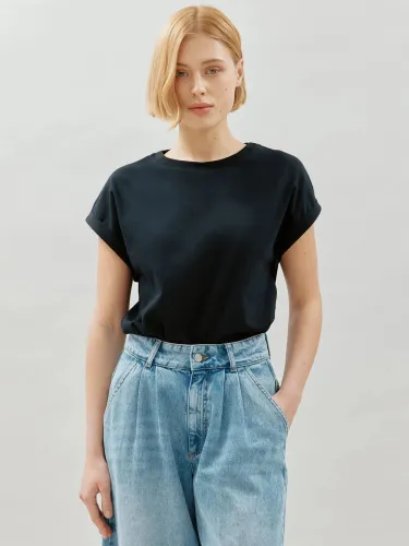 Albaray Roll Back Cuff T-Shirt - Black - Female