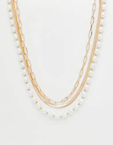 ALDO Mallory multirow necklace in gold and pearl