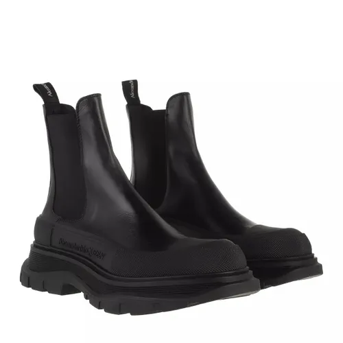 Alexander McQueen Boots & Ankle Boots - Chunky Sole Boots - black - Boots & Ankle Boots for ladies