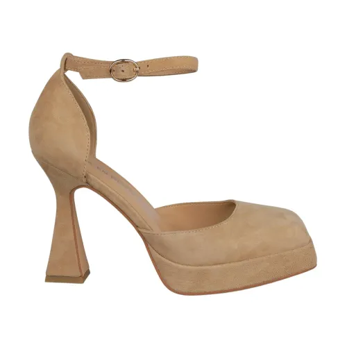 Alma EN Pena , Closed Toe Leather Heeled Sandals ,Brown female, Sizes: