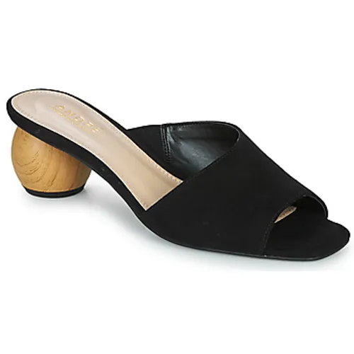 André  JUSTINE  women's Mules / Casual Shoes in Black