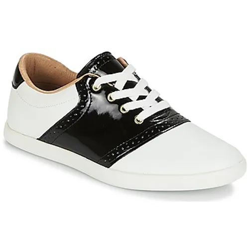 André  LIZZIE  women's Shoes (Trainers) in White