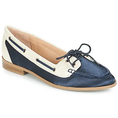 André  NONETTE  women's Boat Shoes in Blue