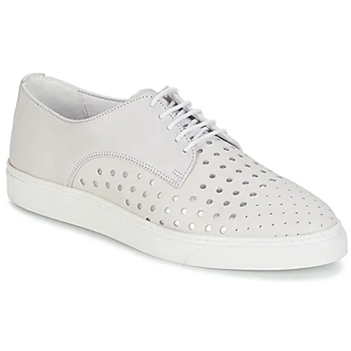 André  PRESAGE  women's Shoes (Trainers) in White