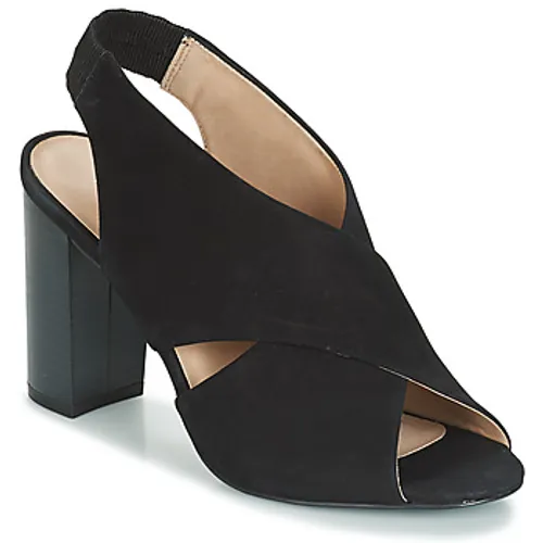 André  SANTIE  women's Sandals in Black