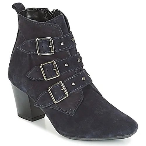 André  TRACY  women's Low Ankle Boots in Blue