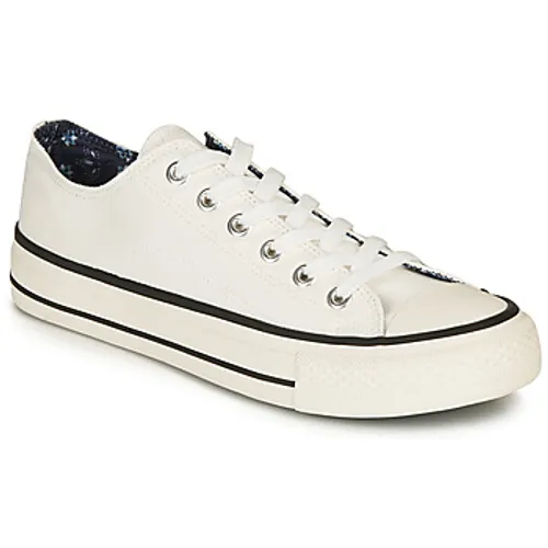 André  VOILURE  men's Shoes (Trainers) in White