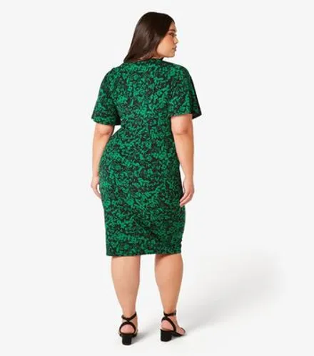 Apricot Curves Green Floral Ruched Midi Dress New Look