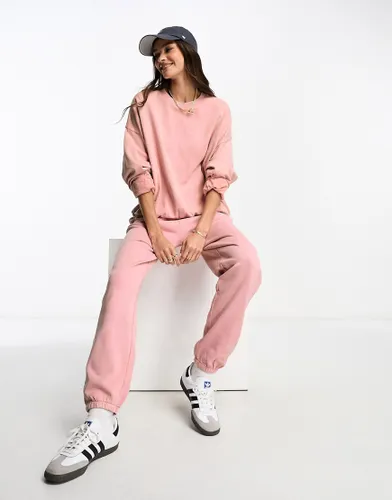 ASOS DESIGN Ultimate Jogger co-ord in washed pink