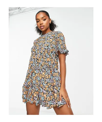 ASOS DESIGN Womens bubble crepe short sleeve tiered smock playsuit in floral print-Multi - Multicolour