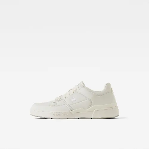 Attacc Basic Sneakers