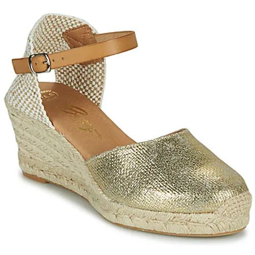 Betty London  CASSIA  women's Sandals in Gold