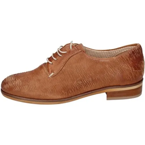 Bouu  BE901  women's Derby Shoes & Brogues in Brown