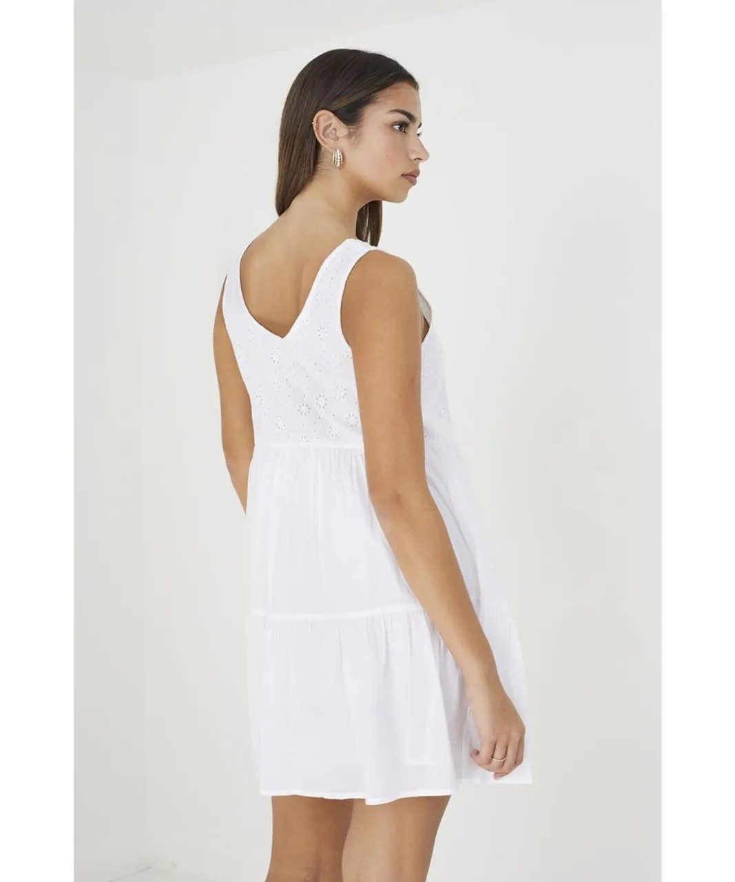 Brave Soul Womens White 'Anita' Borderie Top Tiered Smock Mini Dress