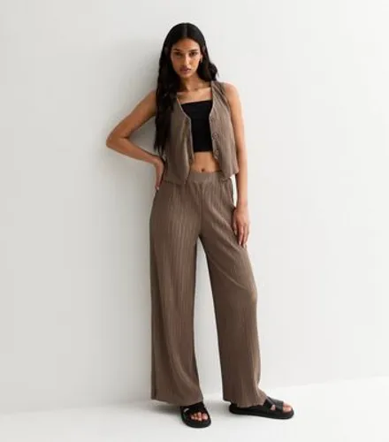 Brown Plisse Pleated Trousers New Look