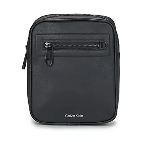 Calvin Klein Jeans  CK ELEVATED REPORTER S  men's Pouch in Black