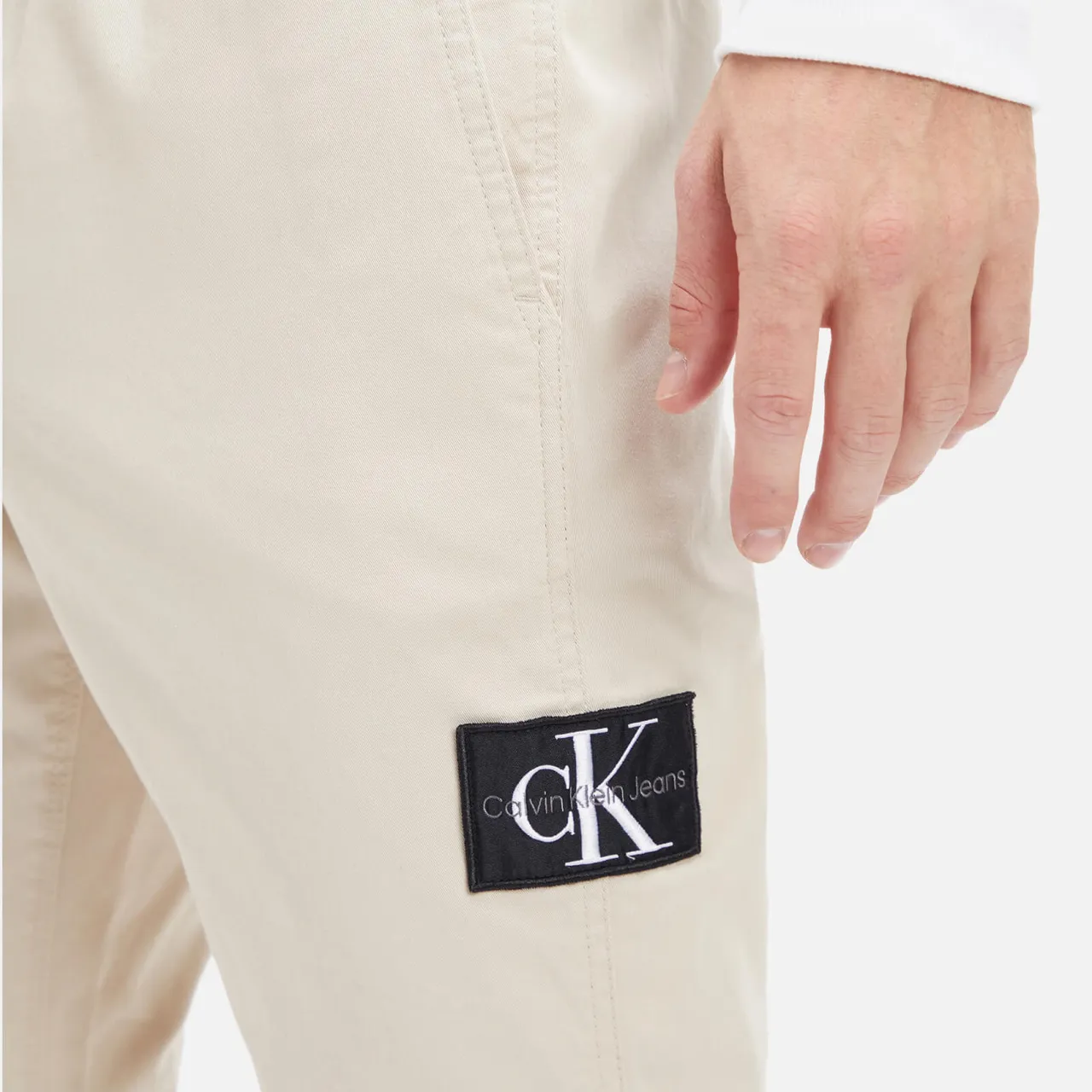 Calvin Klein Jeans Monologo Badge Cotton-Blend Casual Chinos