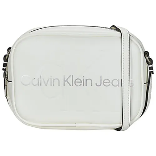 Calvin Klein Jeans  SCULPTED CAMERA BAG18MONO  men's Shoulder Bag in White