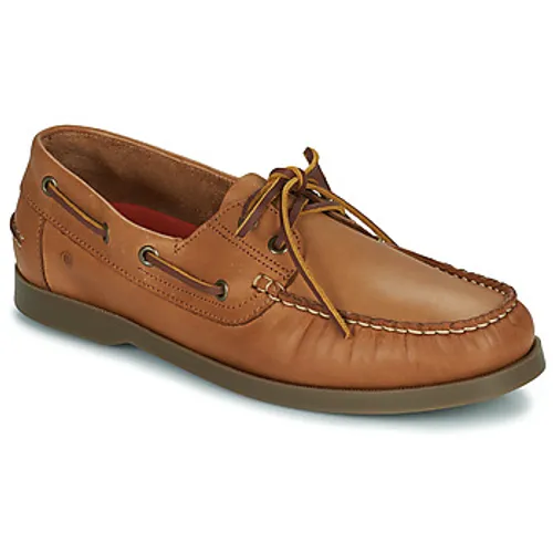 Carlington  JACQUES  men's Boat Shoes in Brown