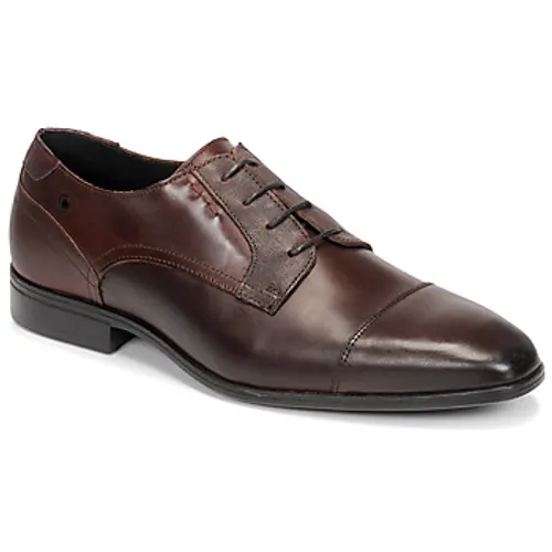 Carlington  NIMALE  men's Casual Shoes in Brown