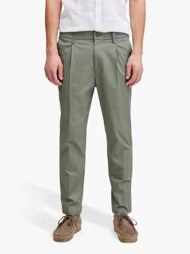 Casual Friday Marc Relaxed Pleated Stretch Trousers - Agave Green - Male