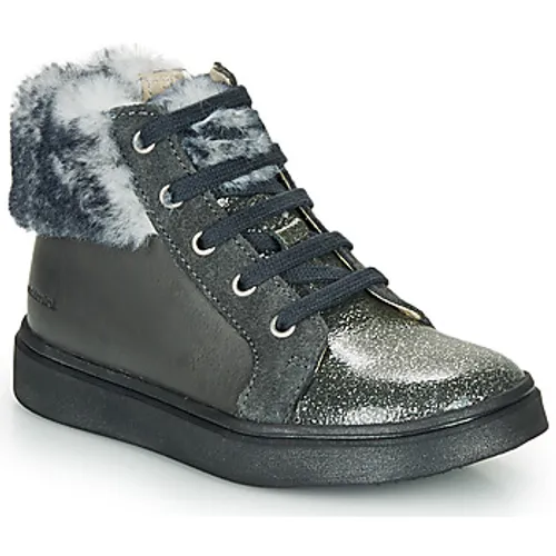 Catimini  MARCELLE  girls's Children's Shoes (High-top Trainers) in Grey