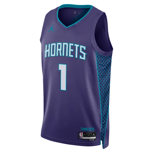Charlotte Hornets Statement Edition Men's Jordan Dri-FIT NBA Swingman Jersey - Purple - Polyester