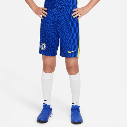 Chelsea F.C. 2021/22 Stadium Home Older Kids' Football Shorts - Blue