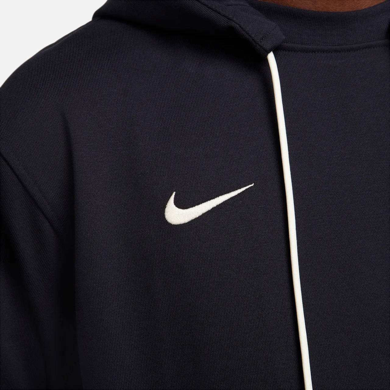 Chelsea F.C. Standard Issue Men's Nike Dri-FIT Football Pullover Hoodie - Blue - Cotton