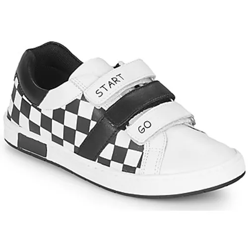 Chicco  CANDITO  boys's Children's Shoes (Trainers) in White