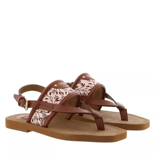 Chloé Sandals - Woody Flat Sandal - brown - Sandals for ladies