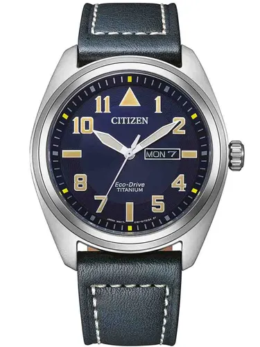 Citizen Men's Analogue Eco-Drive Watch with Leather Strap