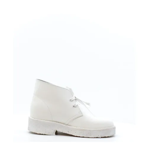 Clarks , 26155605 Boots ,White female, Sizes: