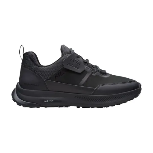 Clarks , atltraillacewp sport shoe ,Black male, Sizes: