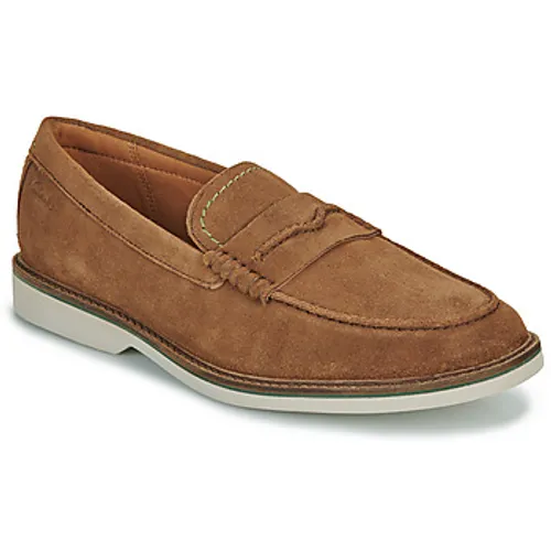 Clarks  ATTICUS LTSLIP  men's Loafers / Casual Shoes in Brown