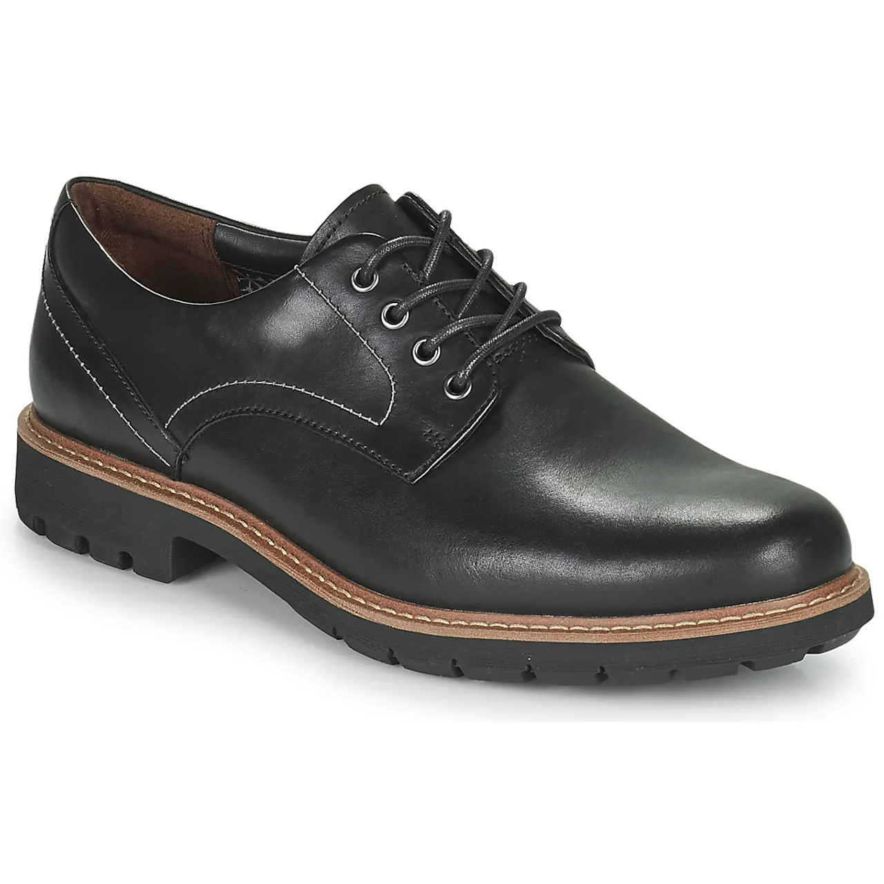 Clarks  BATCOMBE HALL  men's Casual Shoes in Black