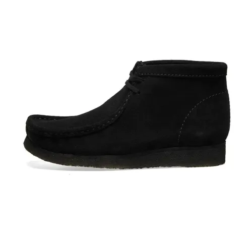 Clarks , Black Suede Wallabee Boots ,Black male, Sizes: