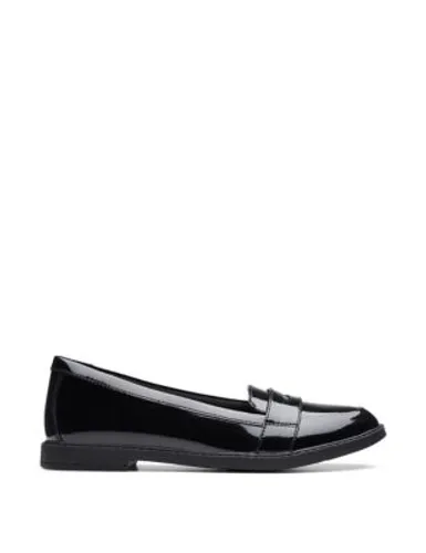 Clarks Girls Patent Leather Slip-On Loafers (3 Small - 8 Small) - 6.5 SE - Black Patent, Black Patent