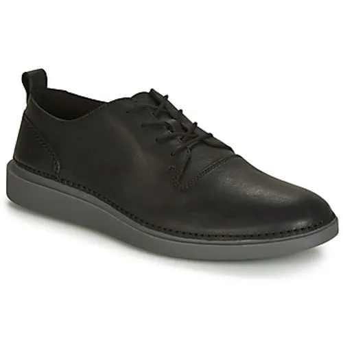 Clarks  HALE LACE  men's Shoes (Trainers) in Black