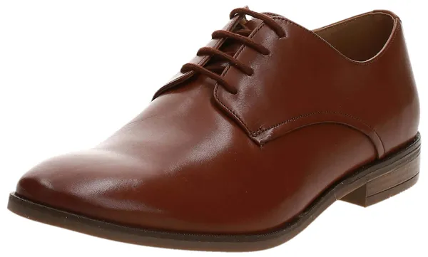 Clarks Stanford Walk Leather Shoes In Tan Standard Fit